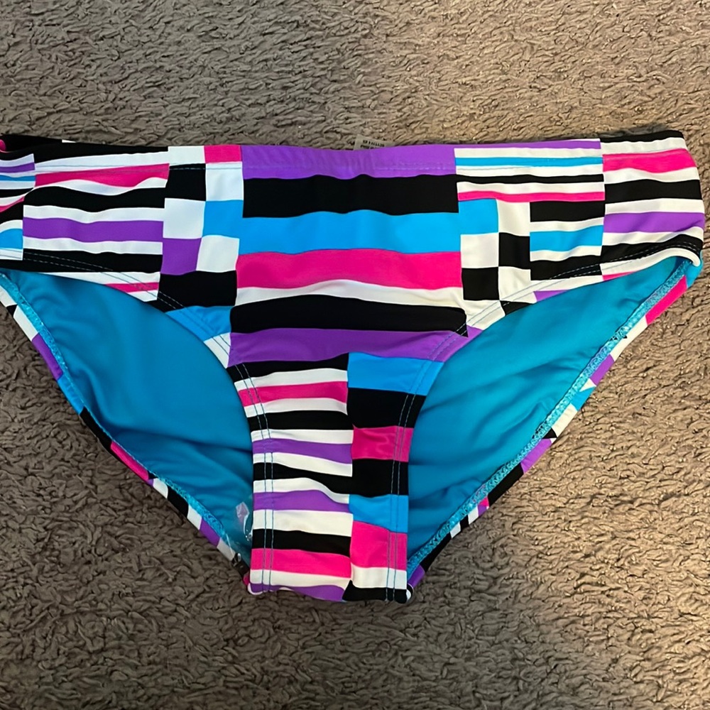 Bikini that’s full coverage with the top